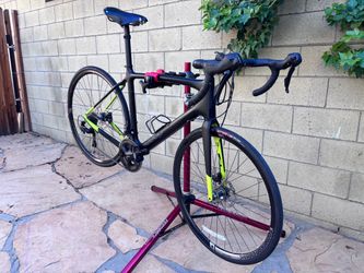 REI Co-op ARD 1.4, (size L) full carbon frame road bike
