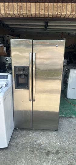 ❄️ GE Side-by-Side Refrigerator – Cleaned & Tested ❄️ 300 OBO