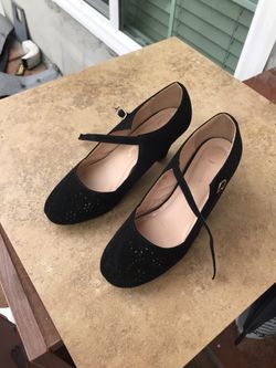 Women's shoes us size 6