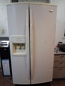 $50 fridge/ freezer. $20 water dispenser