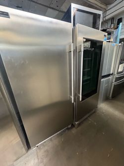 Frigidaire pro Stainless Steel Side-by-Side Refrigerator