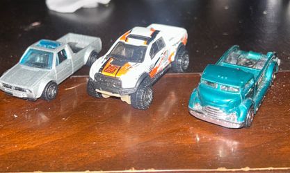 Hotwheels Volkswagen caddy 2017 ford f150 raptor and mig rig