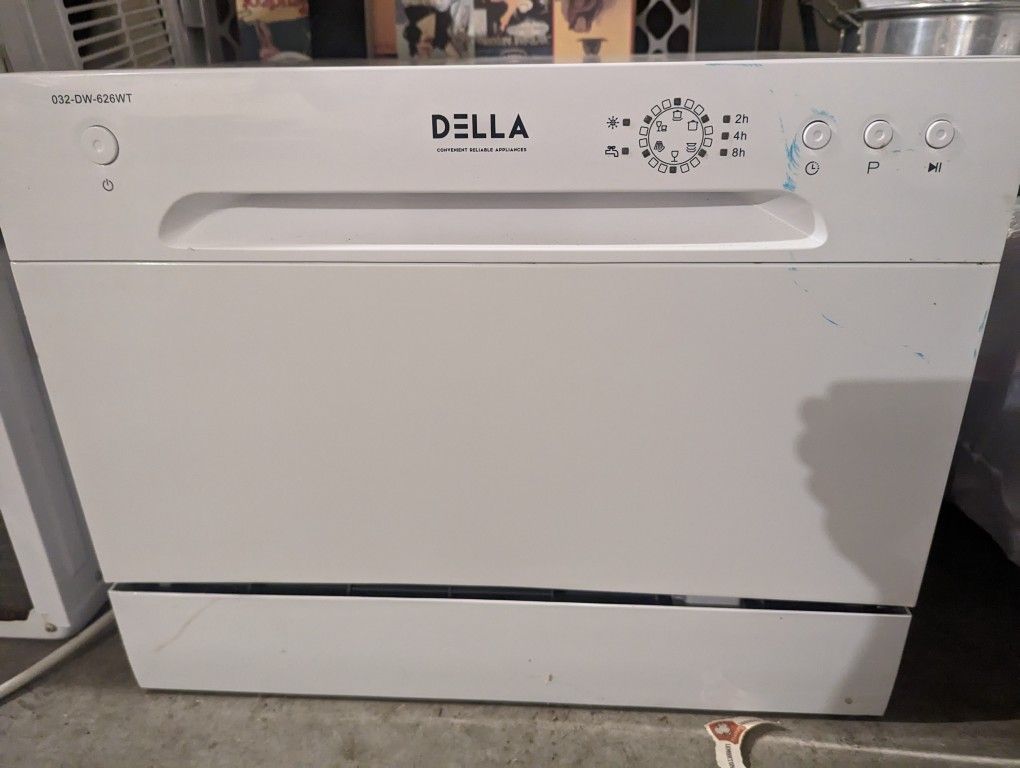 Della Countertop Dishwasher