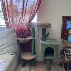 Cat tree