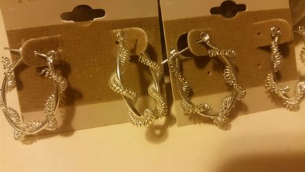 14 kt. GOLD plated....PIN CATCH EARINGS