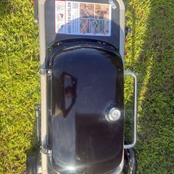 WEBER Traveler Portable Gas Grill 320-sq