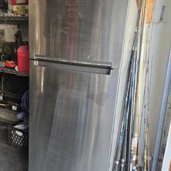 Whirlpool Stainless Steel Refrigerator 