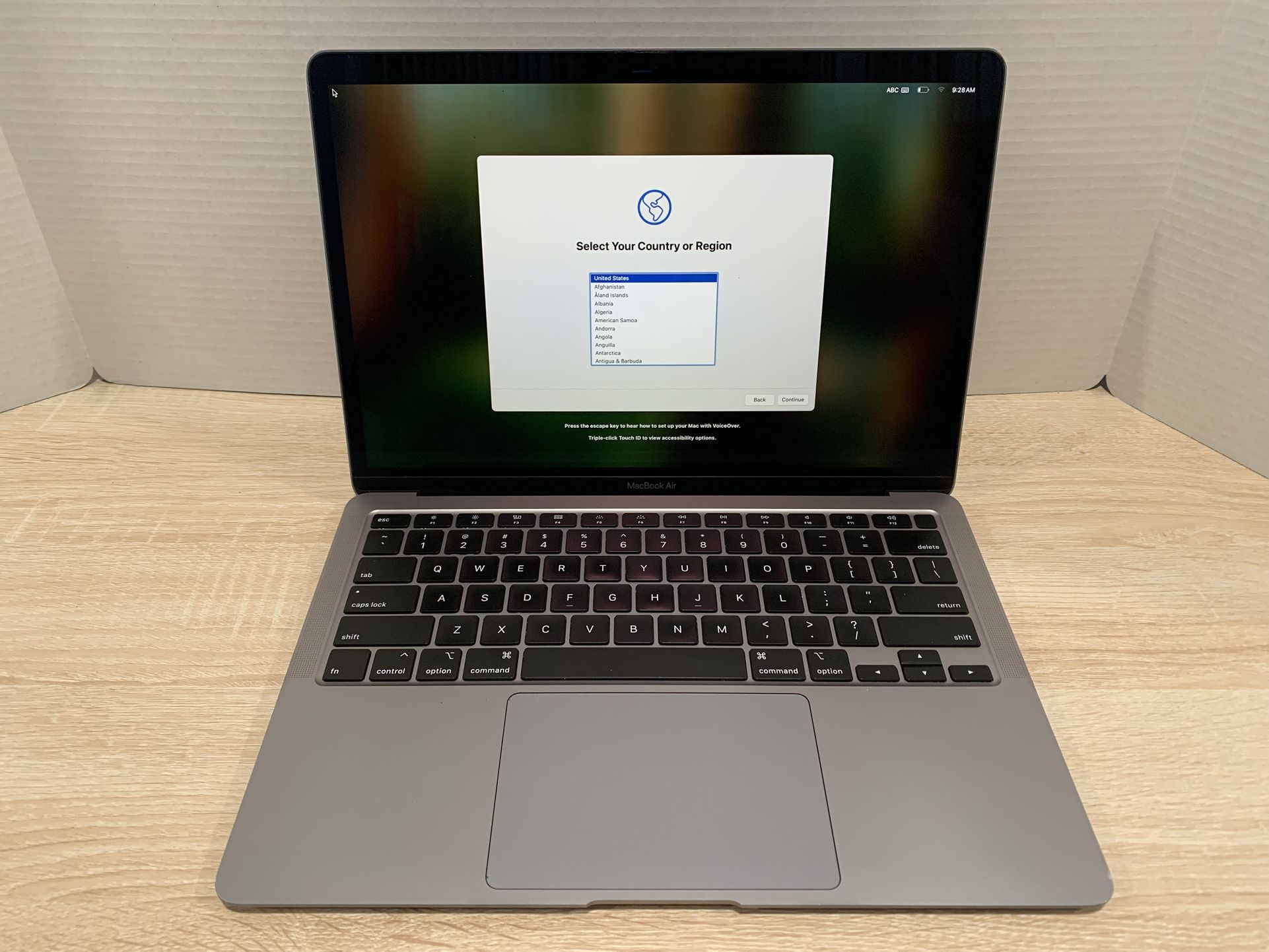 $325, 2020 MacBook Air 13",500GB SSD, 8GB RAM, Quad Core i5