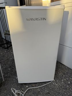 Mini Fridge Like New