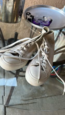 Size: 8:5 Model: converse