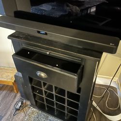 Wine Rack with Shelf