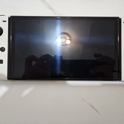 Nintendo switch oled plus extras