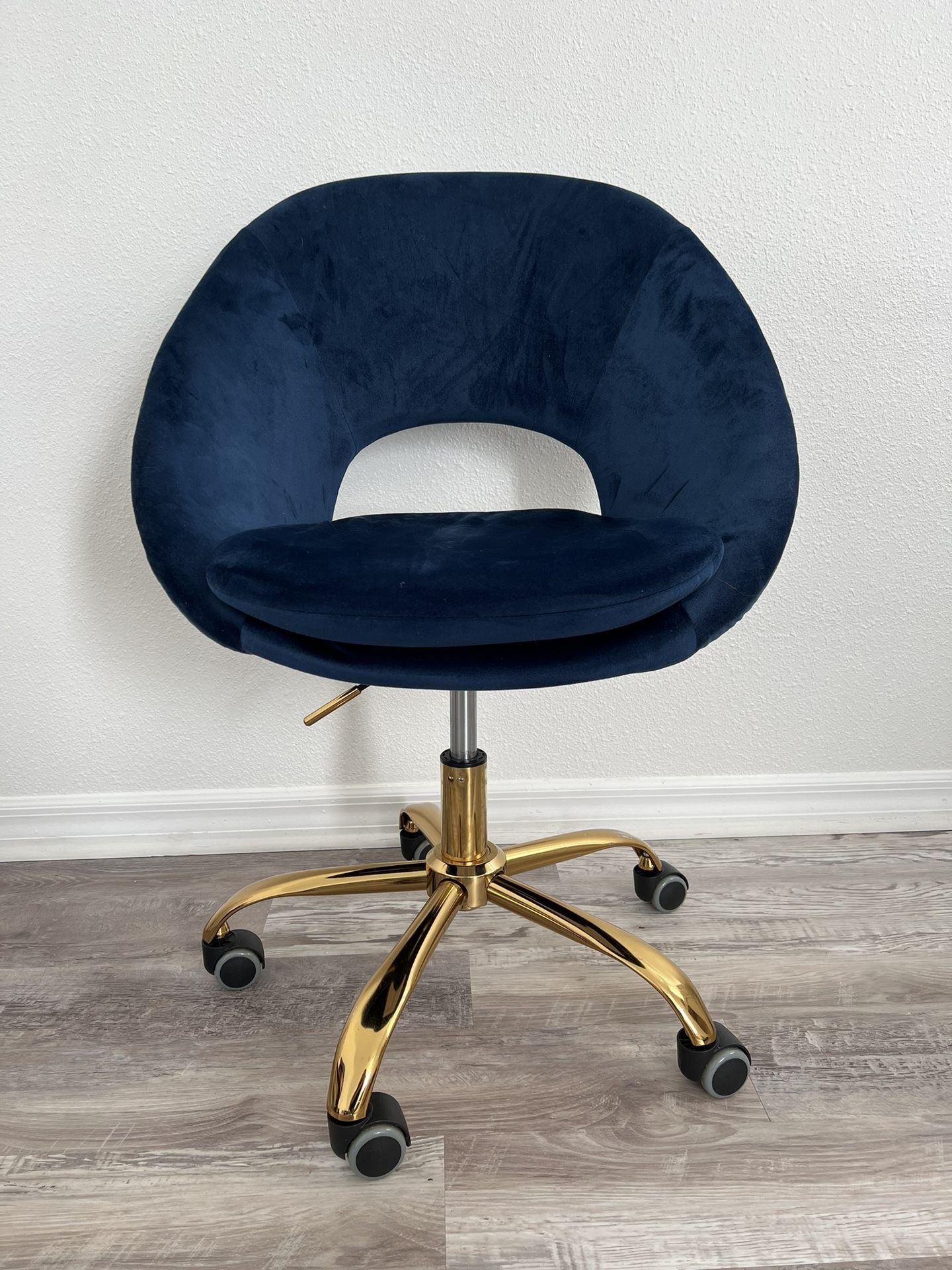 Desk Chair With Wheels & Adjustable Height