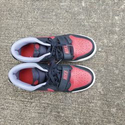 Kids Size 7 Red And Black Nike Air Jordans