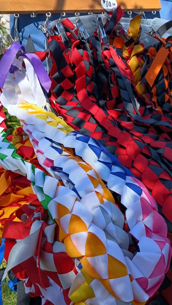 Graduation π Leis π Ribbon