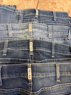 Women’s Ariat bootcut jeans size 29R