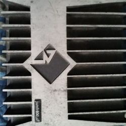 Rockford Fosgate Punch 600A4 car audio amplifier 600 watts 4 Channel