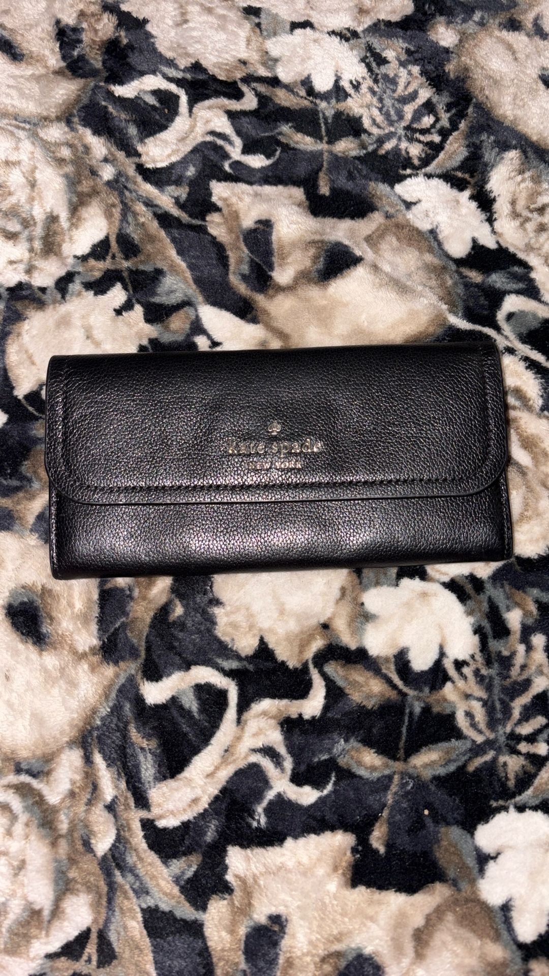 Black Kate Spade Wallet