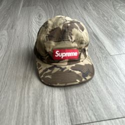 Supreme Hat