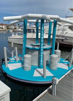 Inflatable bar