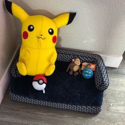 🐾 Dog Bed + Toys Bundle – Great Deal! 🐾