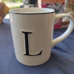 "L" Mug