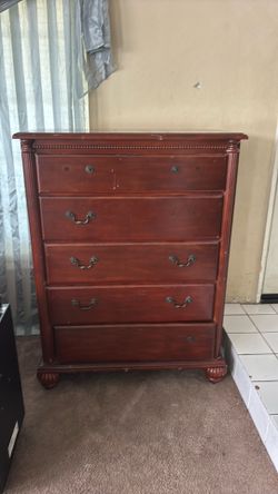 Dresser