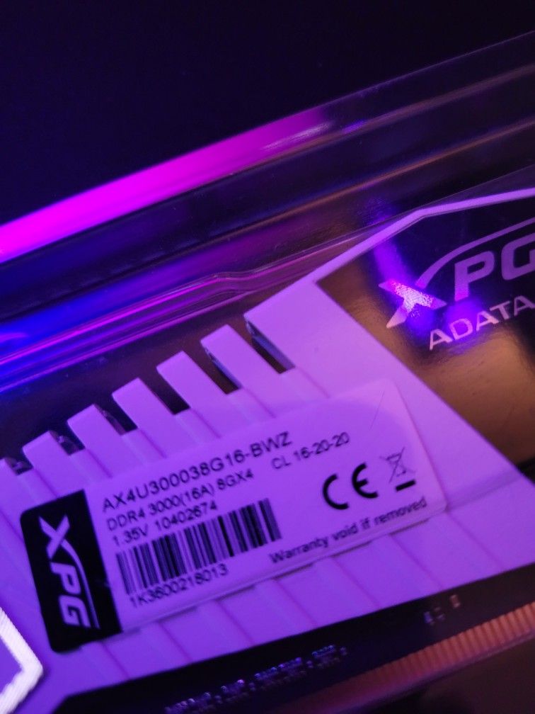 White ADATA XPG PC4-24000 8GB DDR4 3000 MHz Desktop Ram AX4U300038G16-BWZ