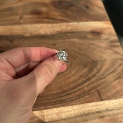 Size 4 3ct Diamond Ring 💍 Shoot Me Some Offers 