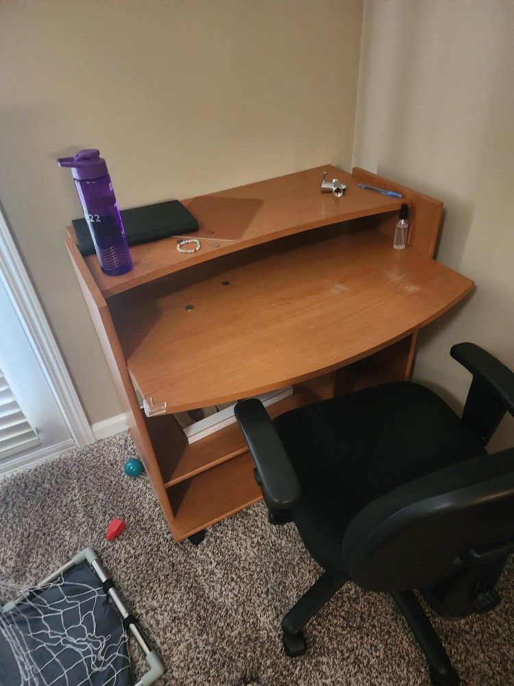 Computer Desk