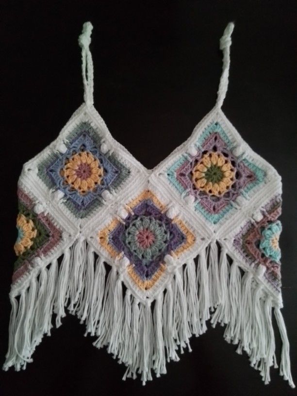 Beautiful Crocheted Boho Top Size Small