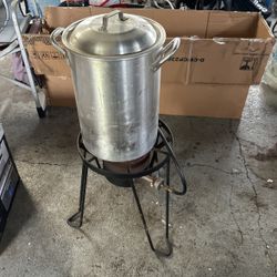 Turkey And Crab Cooker