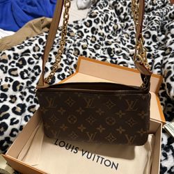 Louis Vuitton purse
