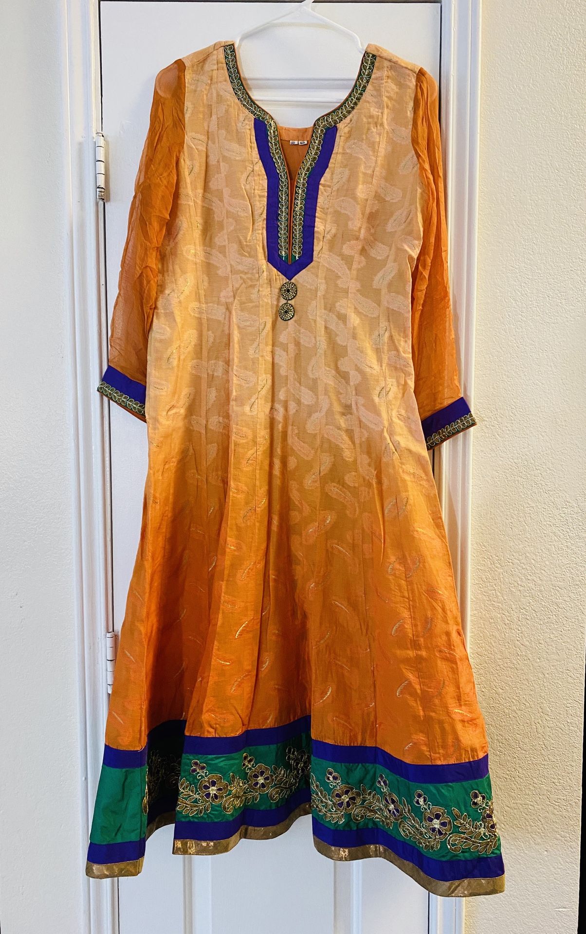 Indian traditional Heavy outfit - size M /L