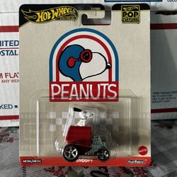 Hot Wheels Premium: Snoopy
