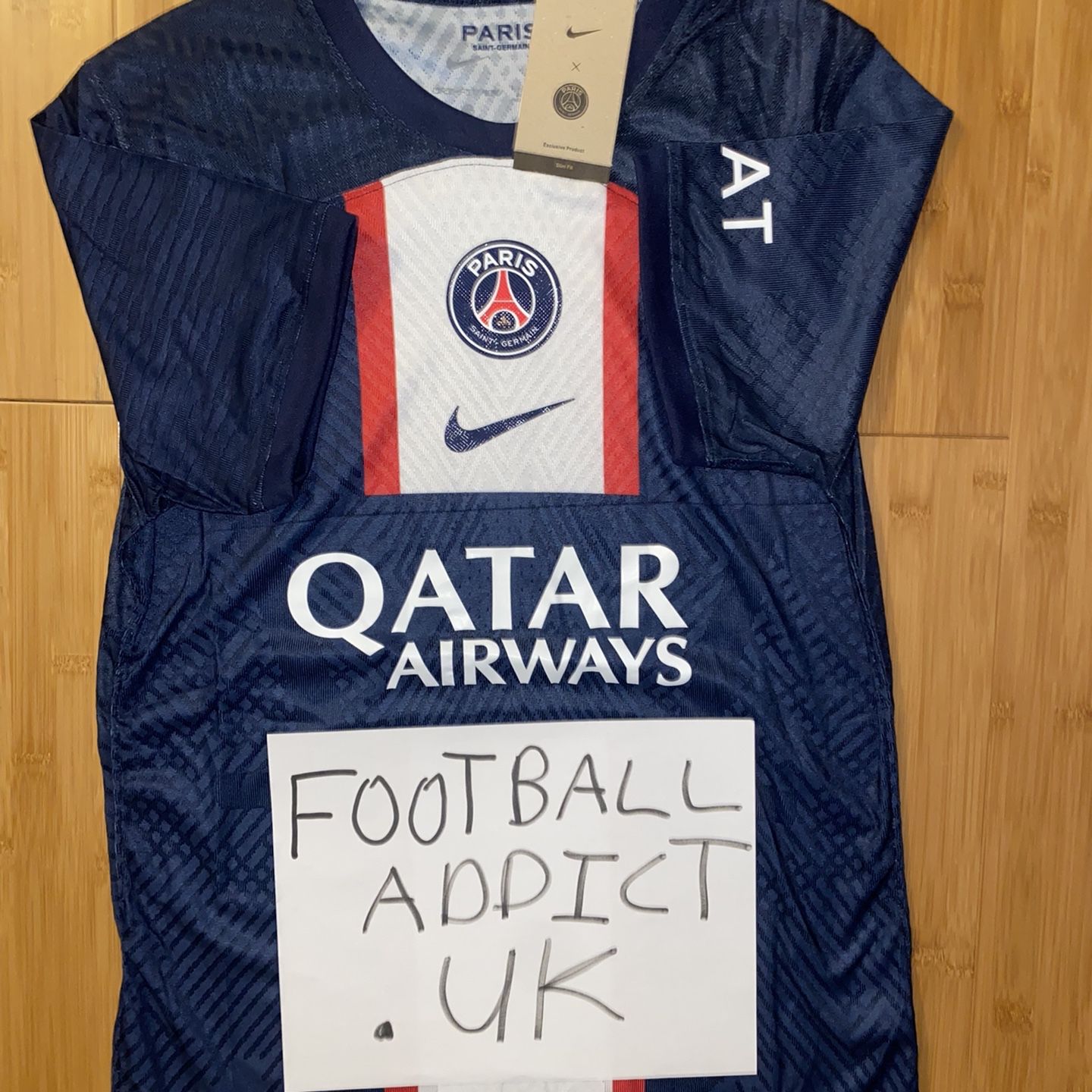 PARIS SAINT-GERMAIN 2011 2012 HOME PSG FOOTBALL JERSEY NIKE 424020