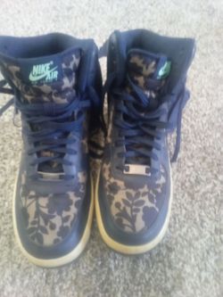 Nike Air Force 1 High Floral Navy Sneakers