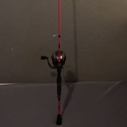 Maco Smash Pole And Micro Lite  Reel, Near Mint 75 OBO