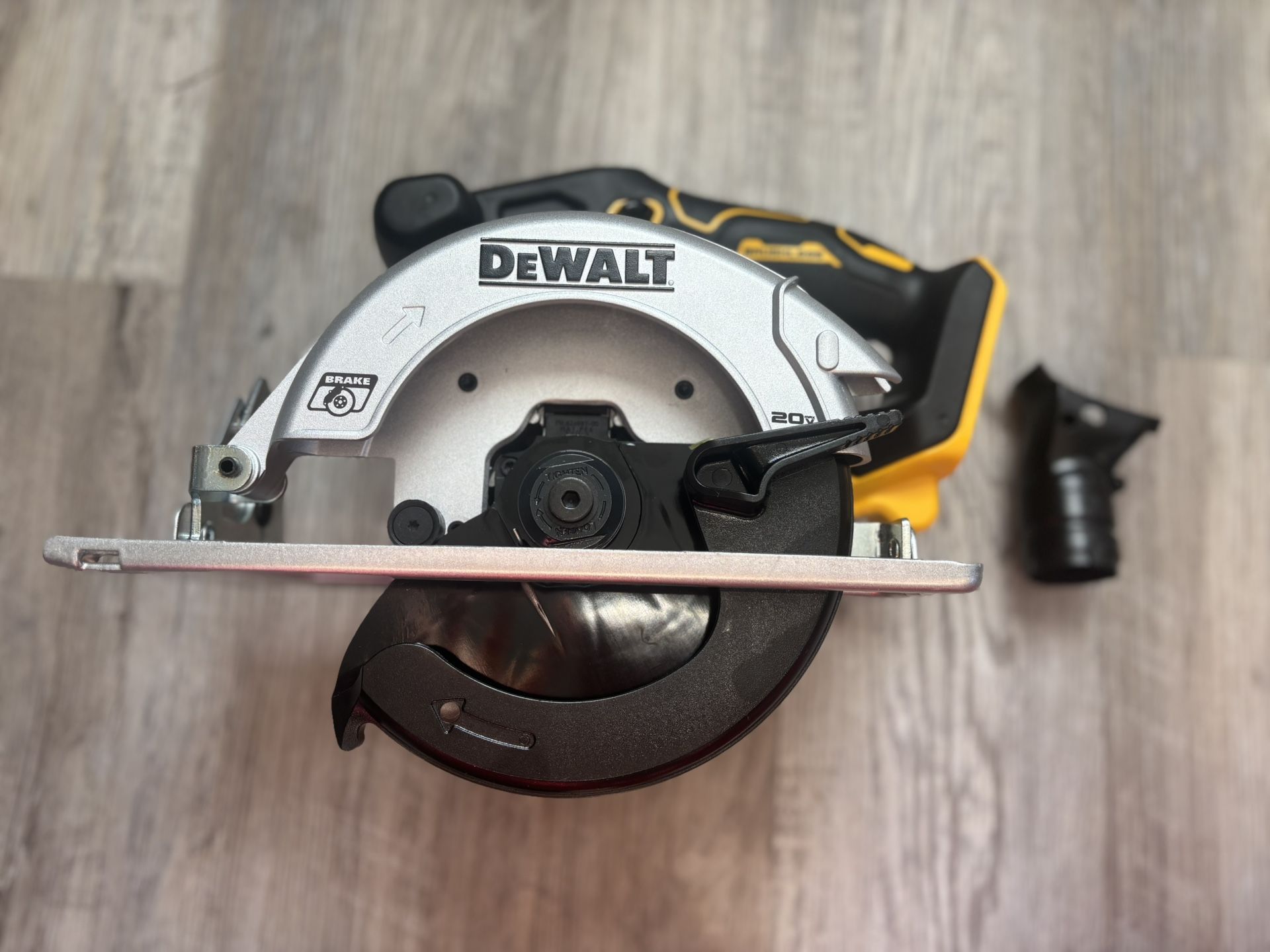 Dewalt 20V Max saw