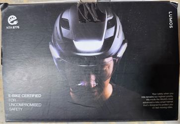 Lumos Ultra E-Bike Smart LED Helmet M/L Onyx Black w/ Turn Signals, Remote & Face Shield