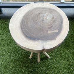 Selah Solid Wood End Table