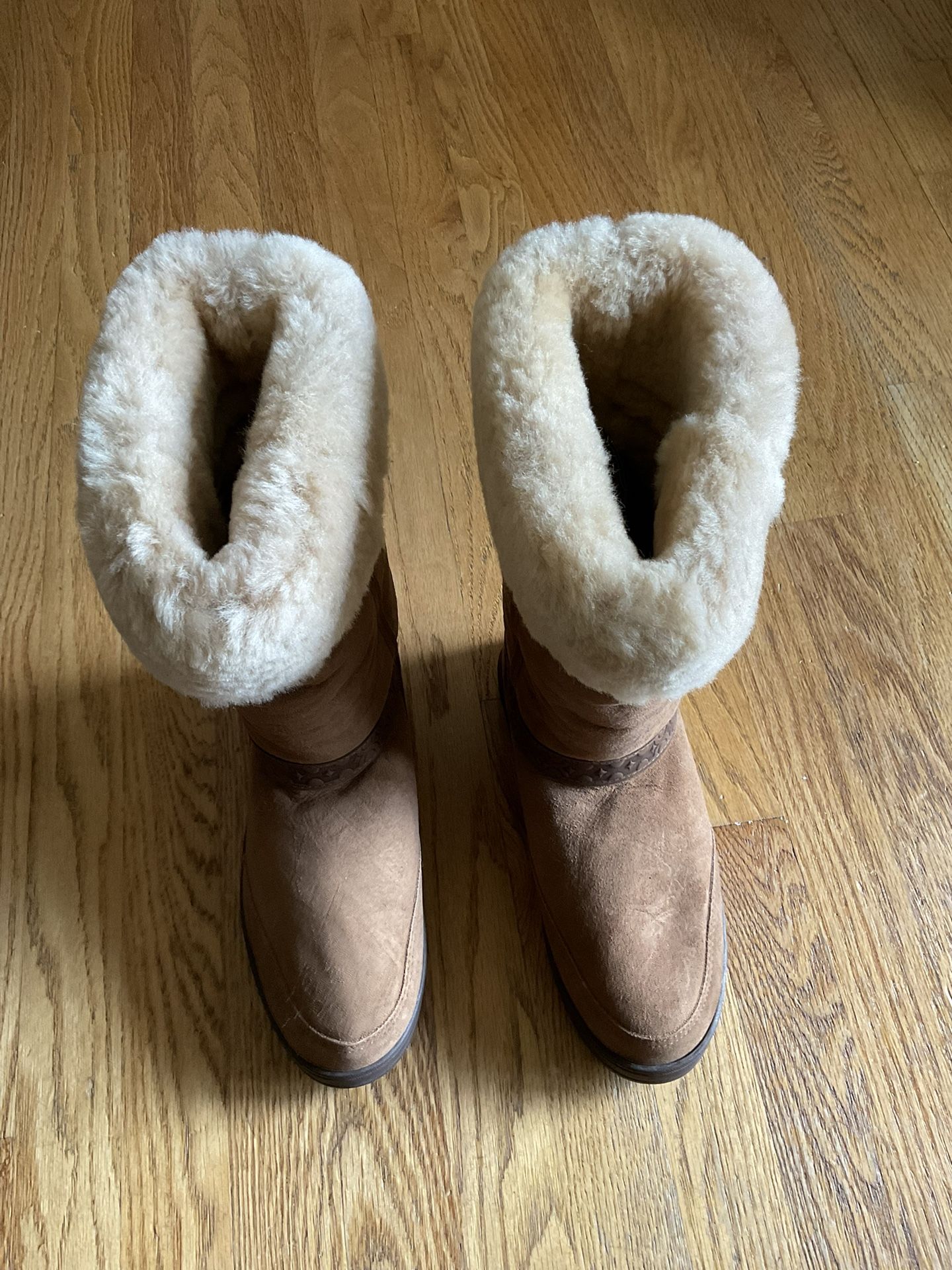 Brand New Limited Edition 30th Anniversary Ugg Boots 