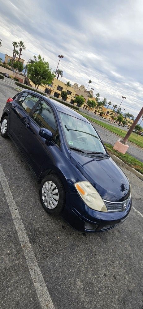 Nissan Versa Manual Transmision