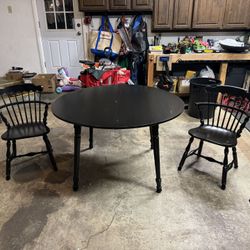 Round Dining Table