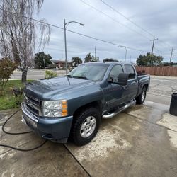 07 Chevy Silverado 2wd