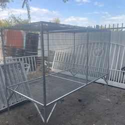 Flight cage / Voladora