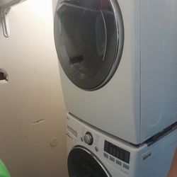 White LG Washer and Dryer