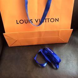 AUTHENTIC LOUIS VUITTON 
