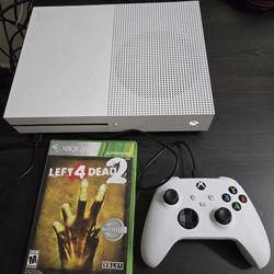 Xbox One S Disc Version