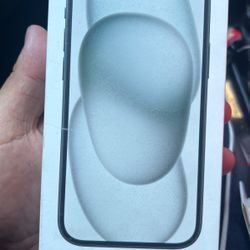 iPhone 15  